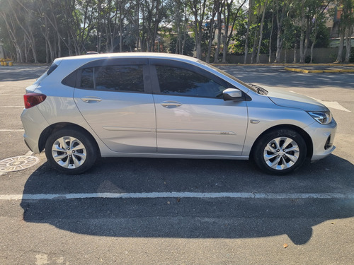 Chevrolet Onix Onix 1.0 Turbo Flex Plus LT Manual