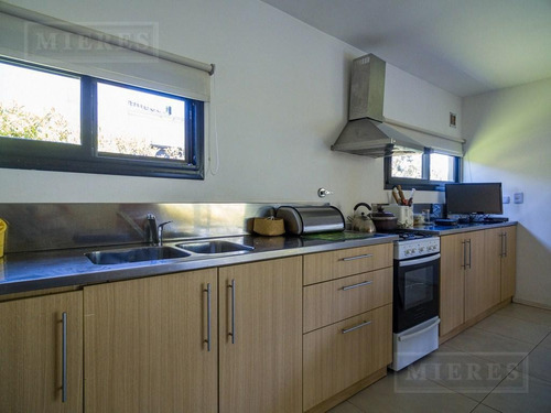 Casa En Venta Y Alquiler Temporal Amoblado De Mayo A Octubre, San Isidro Labrador, Villanueva