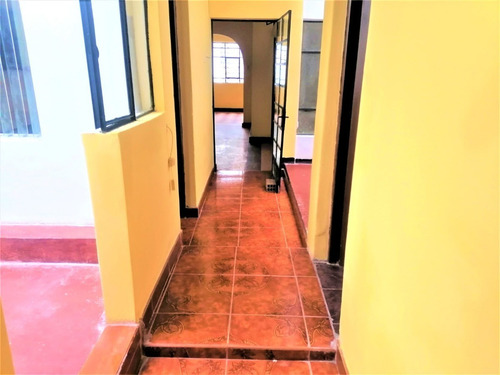 Imagen 14 de 30 de Remato!... Casa Con Dos Dptos, Magdalena Del Mar Área Residencial. Excelente Oportunidad....