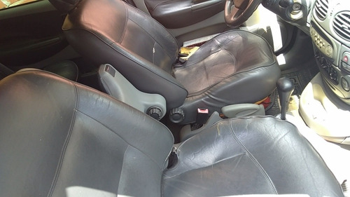 Imagem 6 de 10 de # Renault Scenic 2005 2.0 16v Privilège Aut. 5p