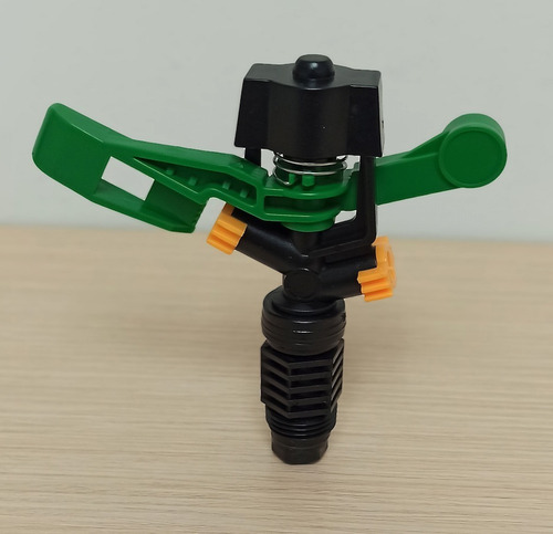 Imagen 1 de 1 de Kit Aspersor De Riego 3/4 PuLG Rosca Macho