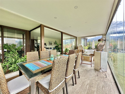 En Condominio: Los Bravos / Craighouse