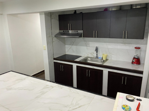 Imagen 8 de 29 de Apartamento En Venta Playa Grande. Mls #23-1619. Yolanda Goncalves