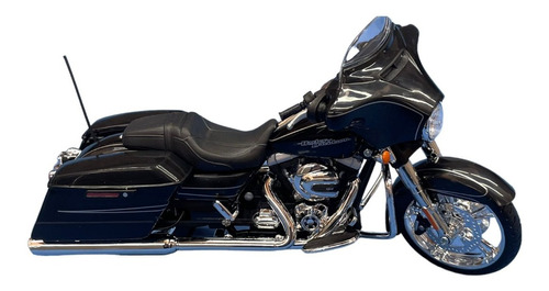 Harley Davidson 2015 Street Glide Special Escala 1:12 Maisto