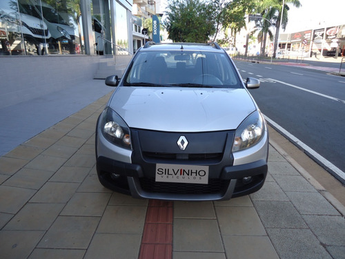 Imagem 3 de 11 de Renault Sandero - 2011/2012 1.6 Flex Stepway Manual