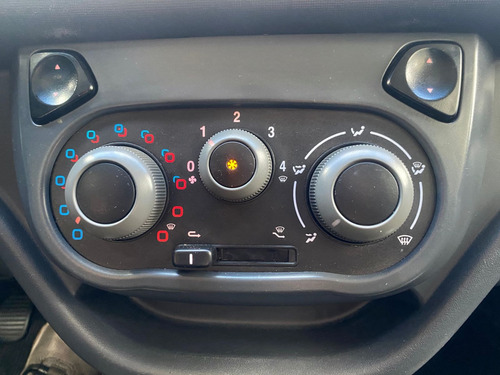 Fiat Fiorino 1.4 MPI FURGÃO HARD WORKING 8V FLEX 2P MANUAL