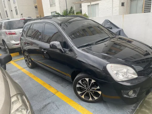 Kia Carens 2.0 Rondo Ex