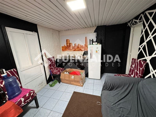 Casa En Venta De 2 Dorm. En Macul
