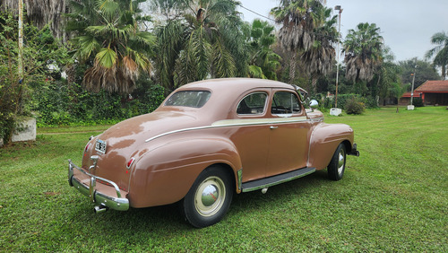 Coupe Dodge Special Deluxe