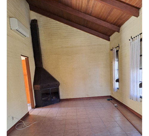 Jm Se Alquila Amplia Y Cómoda Casa