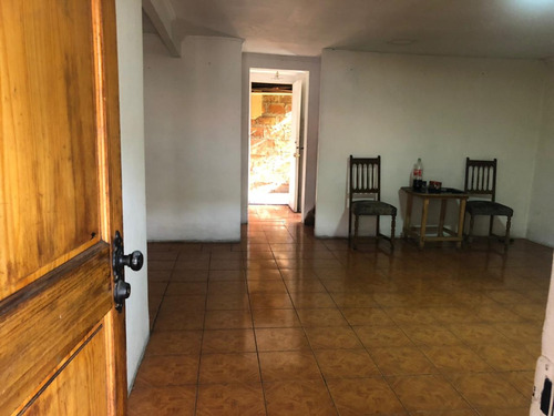 Excelente Casa De Dos Pisos En Comuna De La Cisterna!!!