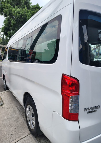Nissan Urvan 2.5 15 Pas Amplia Aa Mt
