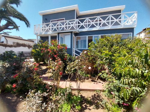 Casa Con Cabañas, Ideal Para Vivir O Invertir. El Quisco