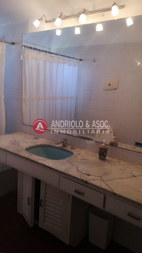 Casa En Punta Del Este, Playa Mansa, Cerca Del Mar, Venta, Alquiler Anual, Y Temporada- Ref: 6622