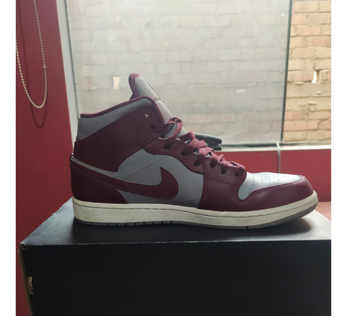 Zapatillas Nike Jordan 1 Mid Para Hombres , Talla 44.5