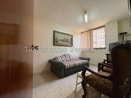 Amplio Apartamento En Motalban Ii Excelente Edificio - 25-17815 - Jca