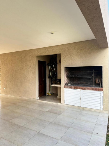 Hermosa Casa En La Concepción De Lujan