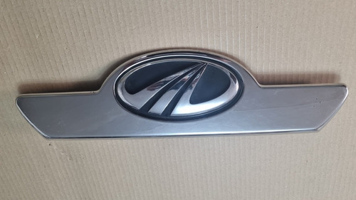 Moldura Cromado Portalon Mahindra Xuv 500 2012-17 Original 