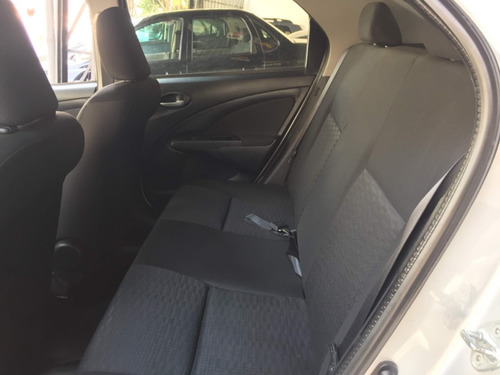 Toyota Etios 1.5 16v Xs 4p