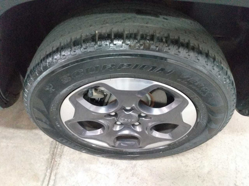 Jeep Renegade Sport 1.8 4x2 (aut) (flex)