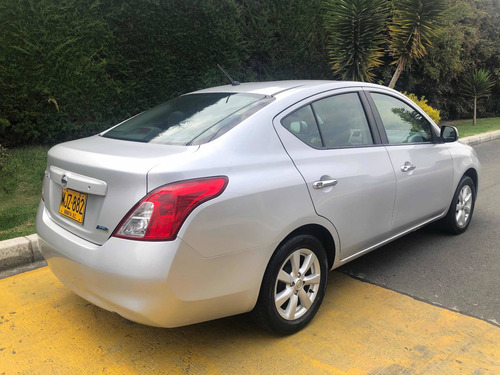 Nissan Versa 2013 1.6 Advance