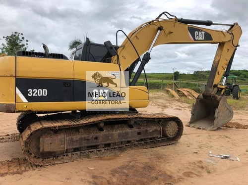 Escavadeira Caterpillar 320d - Ano 2011