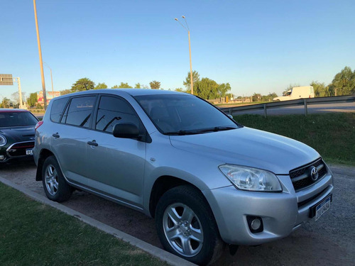 Toyota Rav4 2.4 4x2 At 2010