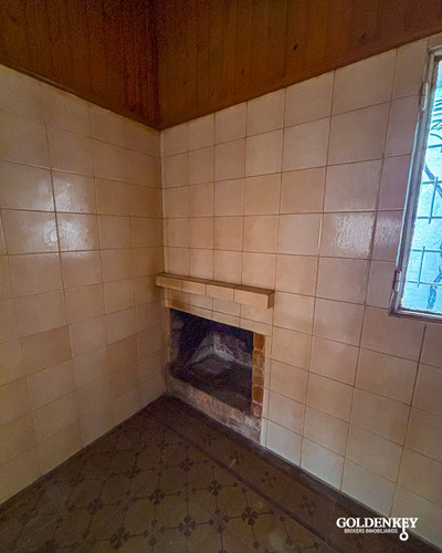 Casa Al Frente 3 Dormitorios Garaje Y Galpón Barrio Cerro