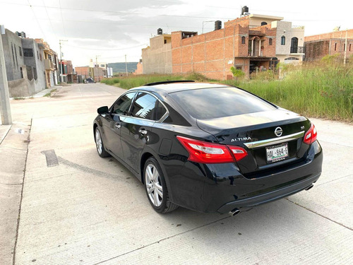 Imagen 2 de 15 de Nissan Altima 2017 3.5 Exclusive Cvt