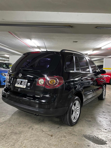 Volkswagen Suran 1.6 I Trendline 90b 2010