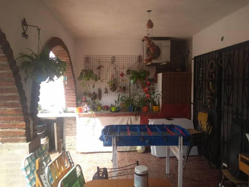 Imagen 22 de 23 de Se Vende Casa 4 Dormitorios Y Pileta. Oportunidad! Bajo De Precio