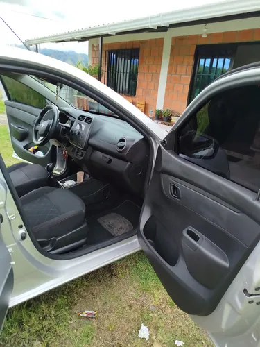 Renault Kwid 1.0 Zen