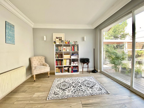 Remodelada: Club Manquehue /luis Carrera / Luis Pasteur