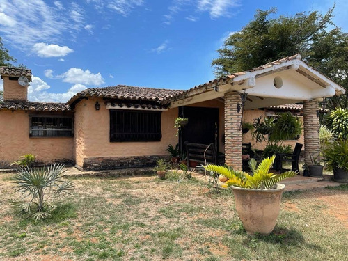 Imagen 1 de 11 de Re/max. Iris Hernandez. Vende Casa (3324/200m2). Safari Carabobo. Libertador (tocuyito). Codigo 441884