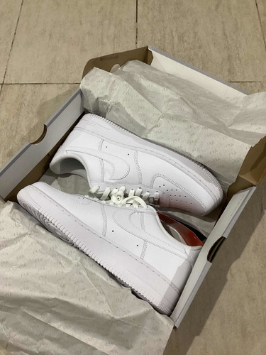 Imagen 6 de 7 de Nike Air Force 1 Blancas Originales En Caja 10.5 Us 28.5 Cm