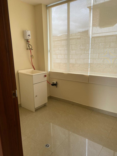 Rento Hermoso Departamento, Muy Seguro En Ibarra
