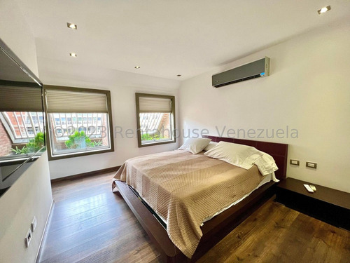 Penthouse De Lujo Y Exclusividad Con Vistas Panorámicas Lomas Del Sol, Caracas. Mo 24-3087