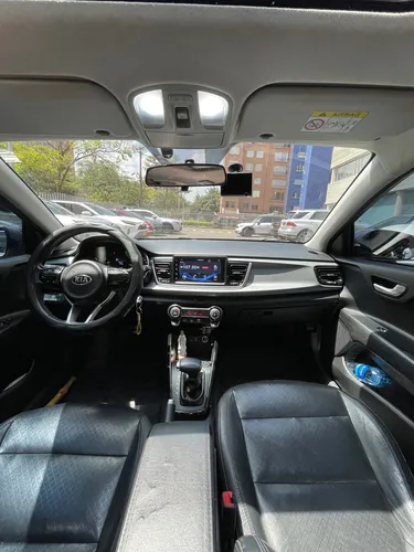 Kia Rio 1.4 automatico full
