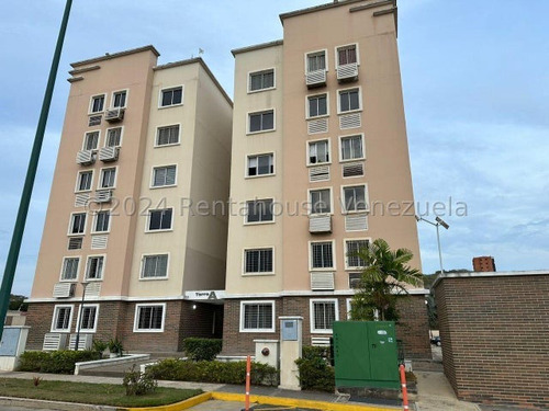 Vendo Apartamento En Exclusiva Zona Del Este De Barquisimeto