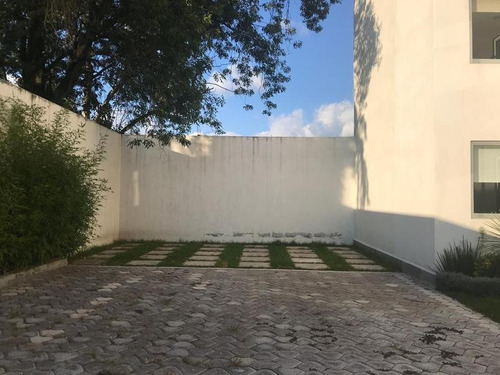Imagen 20 de 30 de Departamento En Venta En Bugambilias (vista Laguna)