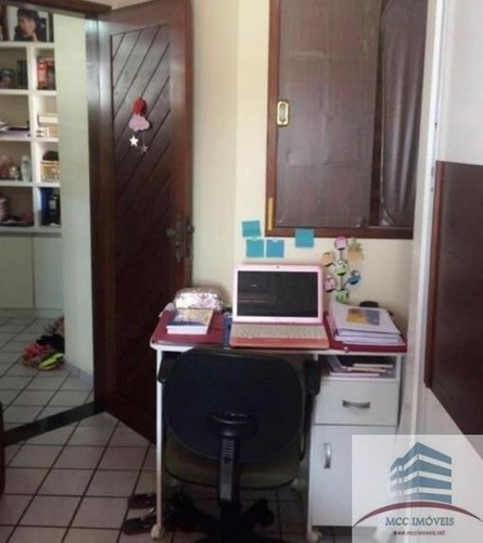 Imagem 8 de 17 de Casa A Venda Barro Vermelho