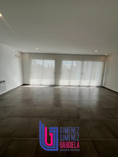 Venta De Departamento Dos Dormitorios Calle 54 E/ 23 Y 24