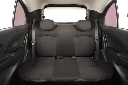 Imagen 8 de 15 de Nissan March Advance Pure Drive 2017