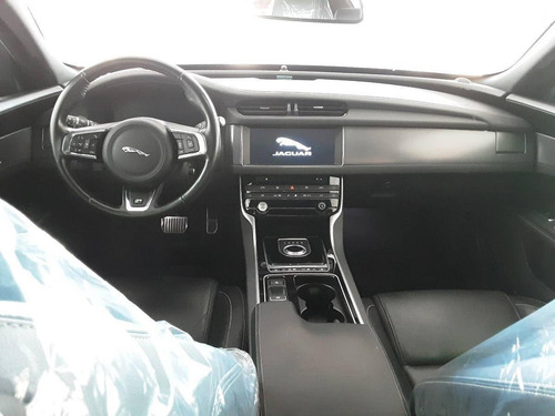 Jaguar Xf 2.0 R-sport Turbocharged Gasolina 4p Automático