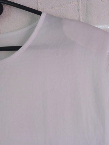 Blusa Mujer Con Hombreras (Usado)