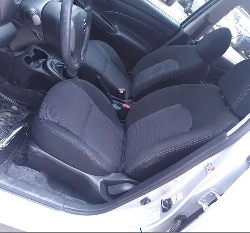 Nissan Versa 1.6 Drive
