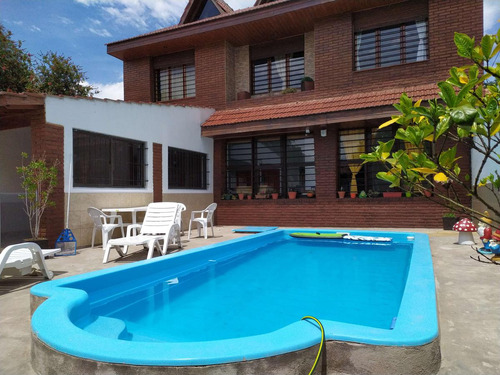 Casa Con Piscina Completamente Reciclado A Nuevo Colinas De Peralta Ramos