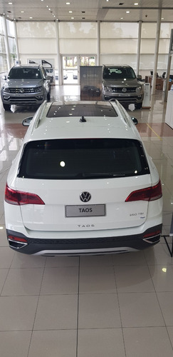 Imagen 11 de 25 de Volkswagen Taos Highline 2022 Pc