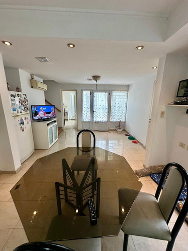 Venta Casa De 5 Dormitorios Con Cochera En La Plata