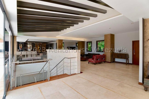 Apartamento Penthouse Con Piscina En Venta En La Lagunita Caracas